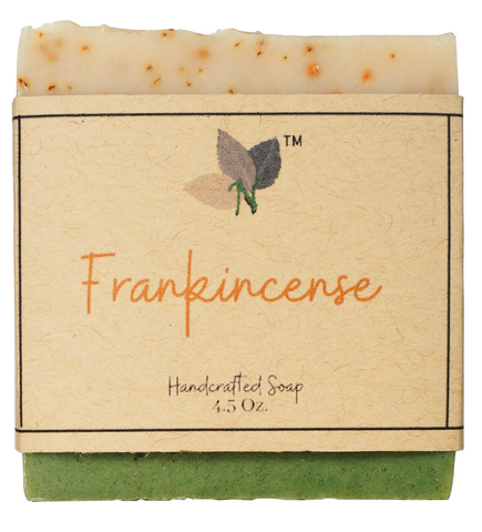 Nature's Natural Lather Frankincense Soap Bar scented with essential oils and handcrafted with all natural vegan plant based organic sustainable ingredients including matcha, chlorella, shea butter, cocoa, olive oil, coconut oil, lemon granules, French green clay and kaolin clay. Perfect on sensitive and dry skin with a nourishing moisturzing feel & exfoliating qualities.